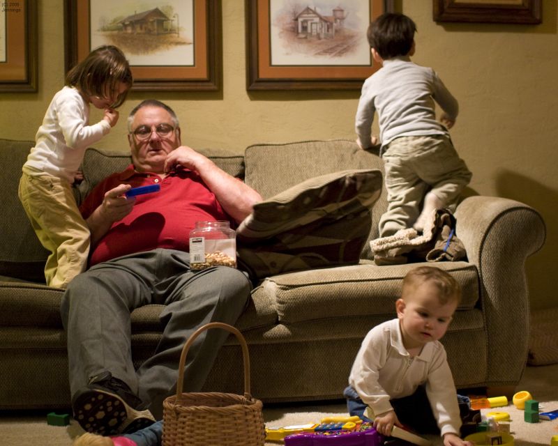 Chaos-at-Abuellos-27Sep2009