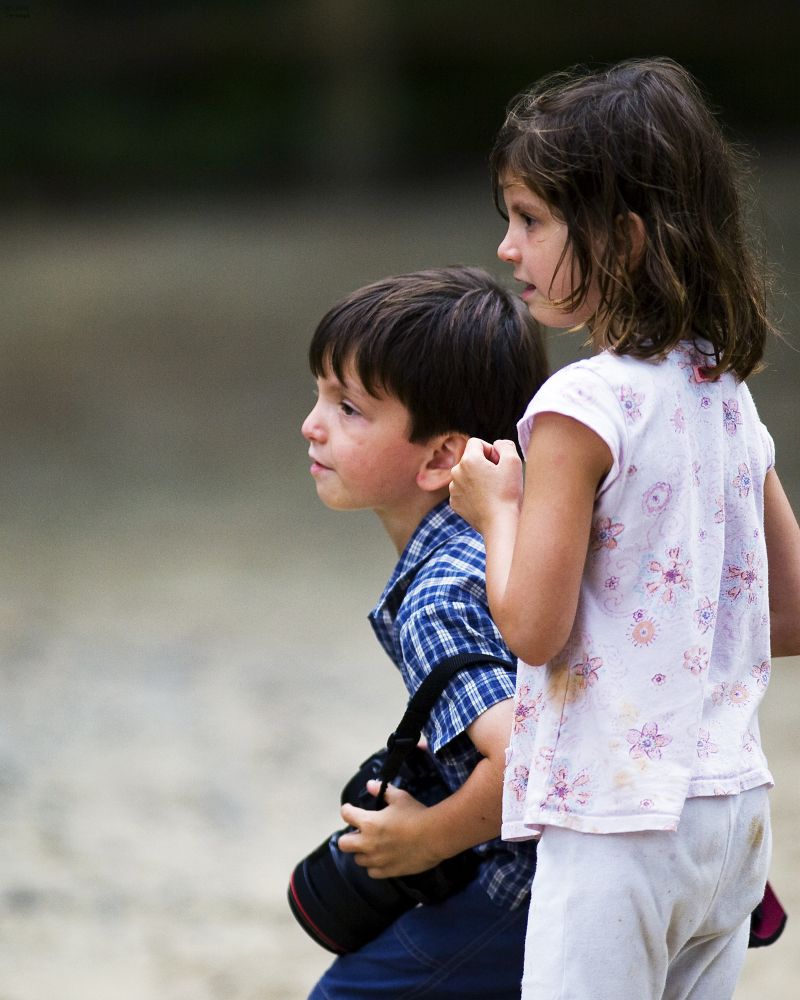 Photo-Journalists-at-five-and-six-20Sep2009